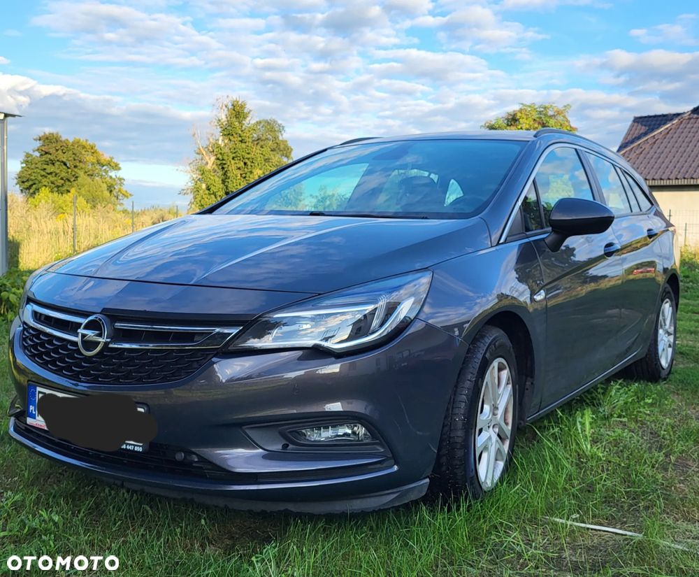 Opel Astra IV 1.6 CDTI Cosmo - 1