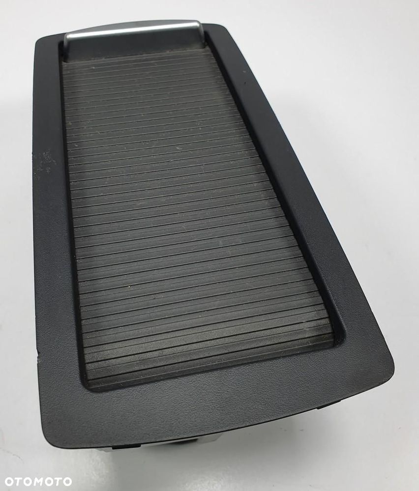 UCHWYT NA KUBEK CUPHOLDER ROLETKA VOLVO C70 II 00138503 - 3