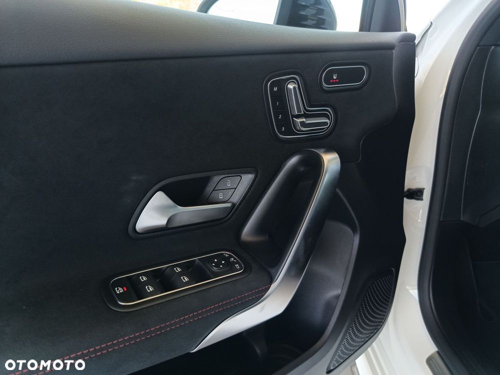 Mercedes-Benz Klasa A - 27