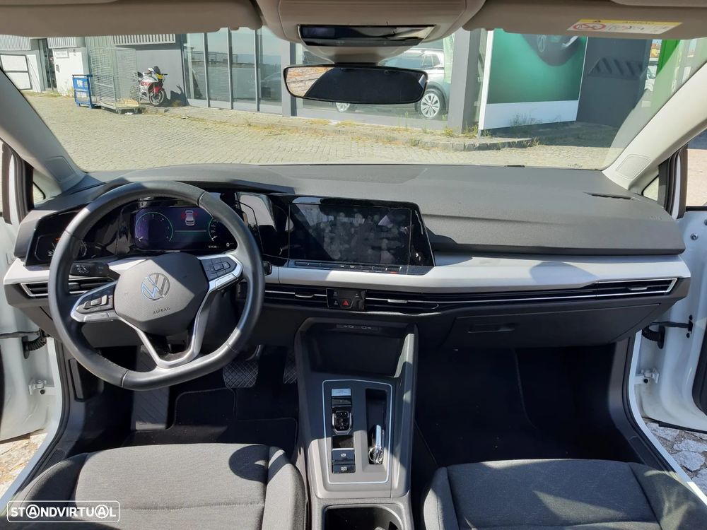 VW Golf 2.0 TDI Life DSG - 11