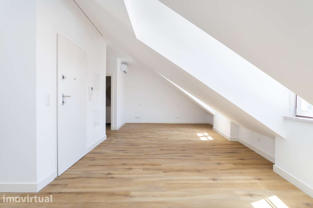 Apartamento T0 em Santo António - Grande imagem: 5/12
