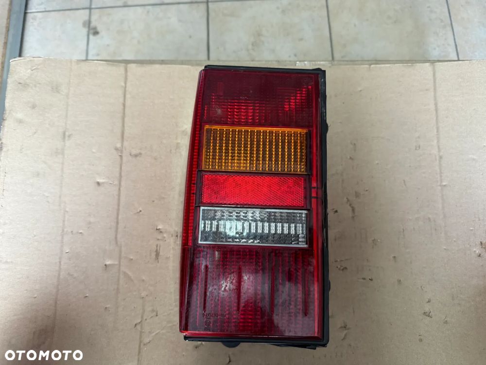 Reflektor / lampa tylna Jeep Grand Cherokee XJ - lewa strona - oryginalna - 1