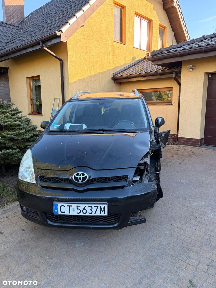 Toyota Corolla Verso - 2