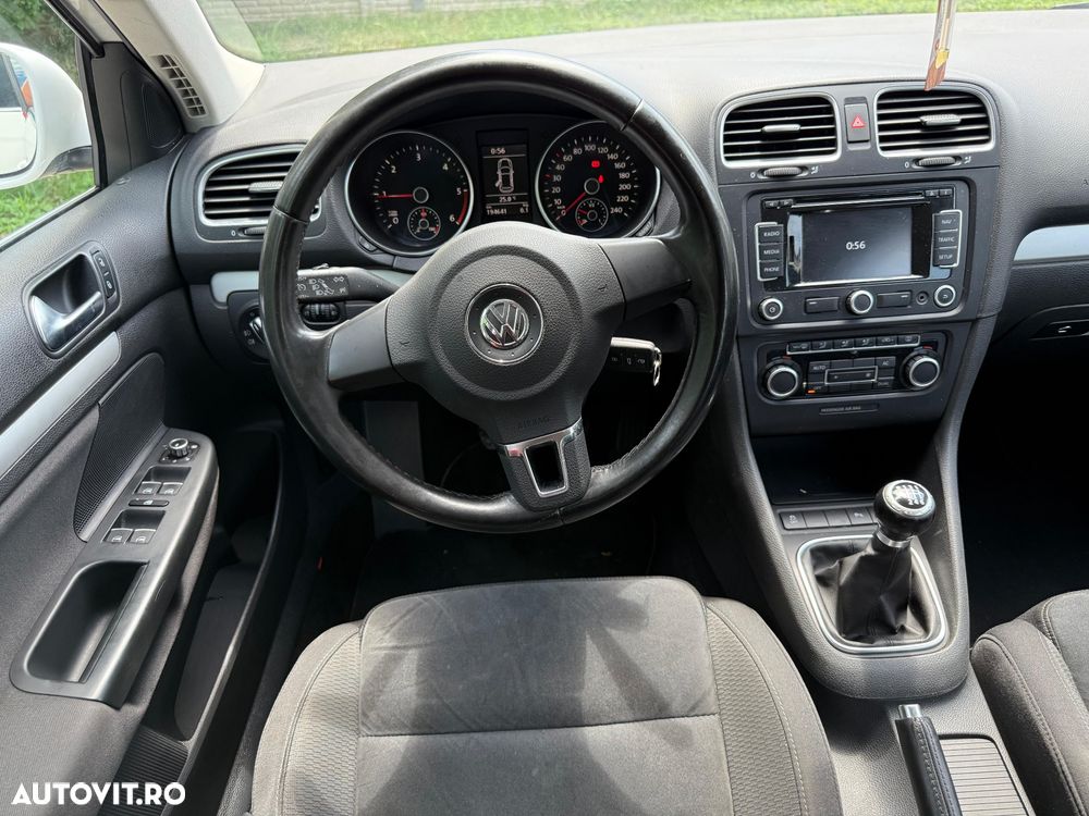 Volkswagen Golf 1.6 TDI BlueMotion Technology Comfortline - 8