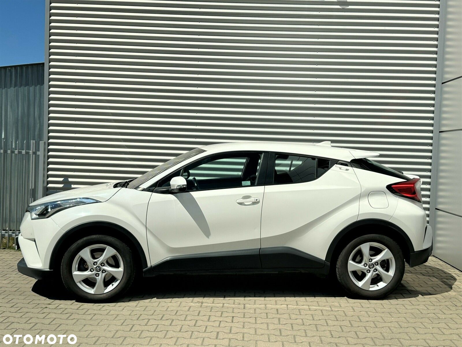 Toyota C-HR 1.2 T Active - 4