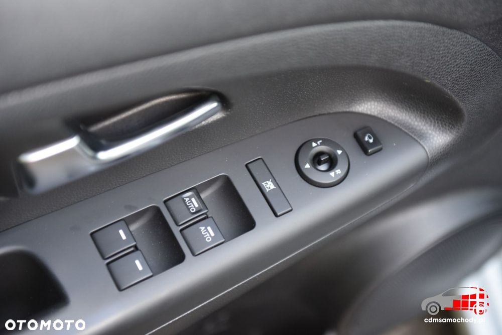 Kia Venga - 16