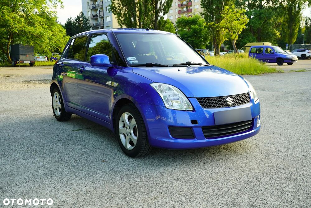 Suzuki Swift - 6