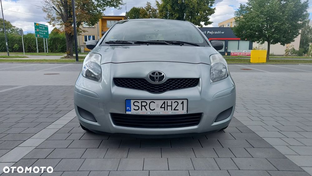 Toyota Yaris 1.33 Luna - 2