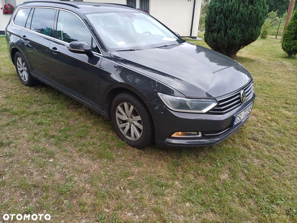 Volkswagen Passat 2.0 TDI SCR DSG Comfortline - 16