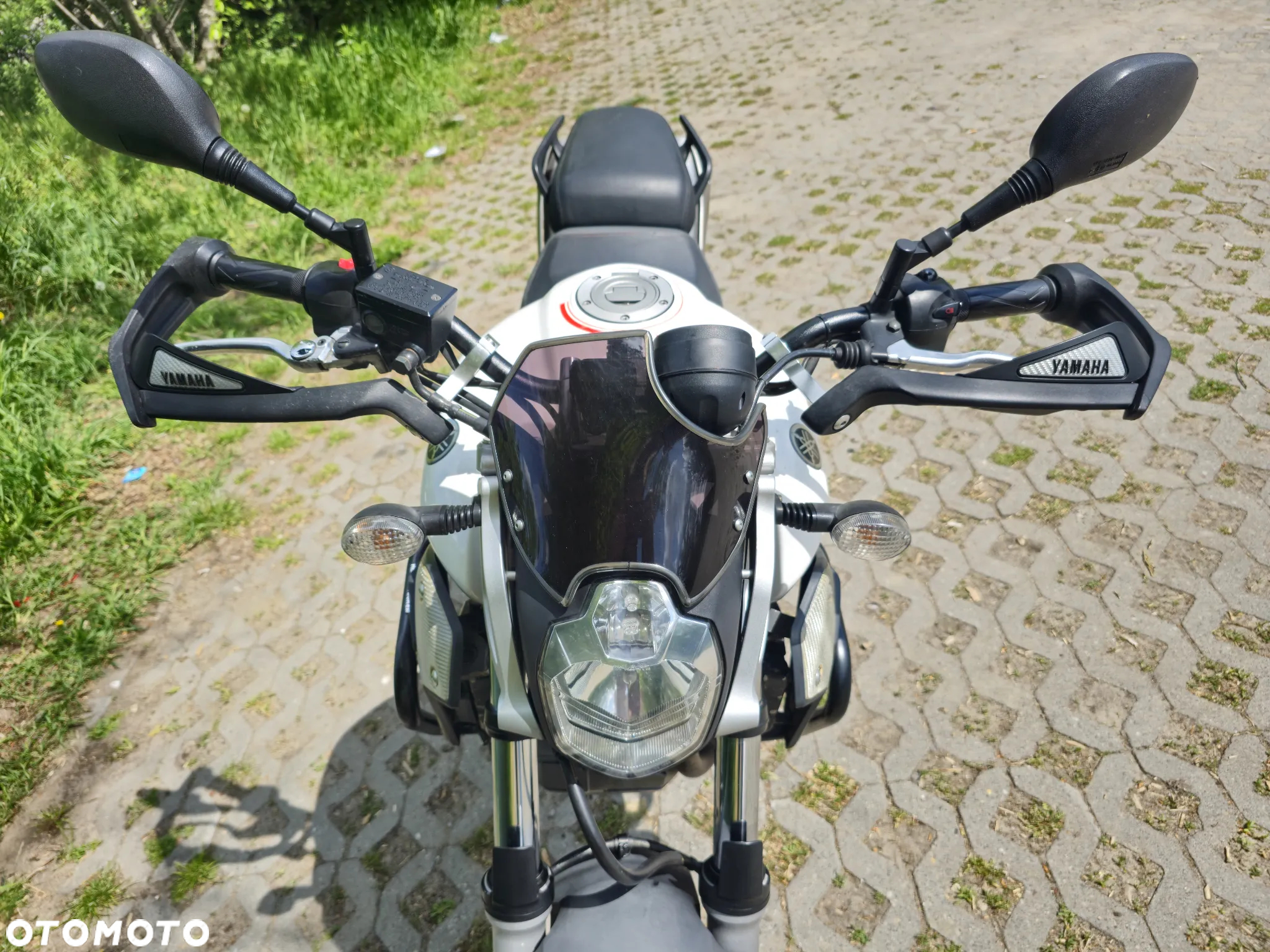 Yamaha MT - 7