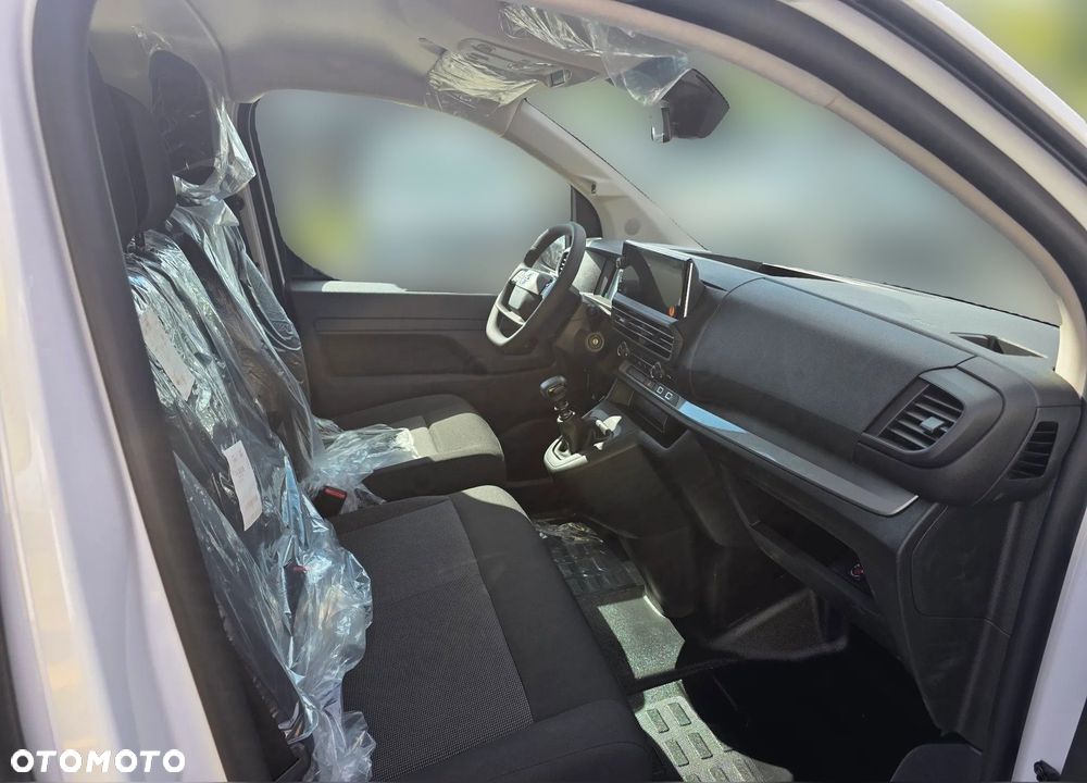 Opel Vivaro 2.2 CDTI XL 3,1t (brygadówka -  składany) - 16