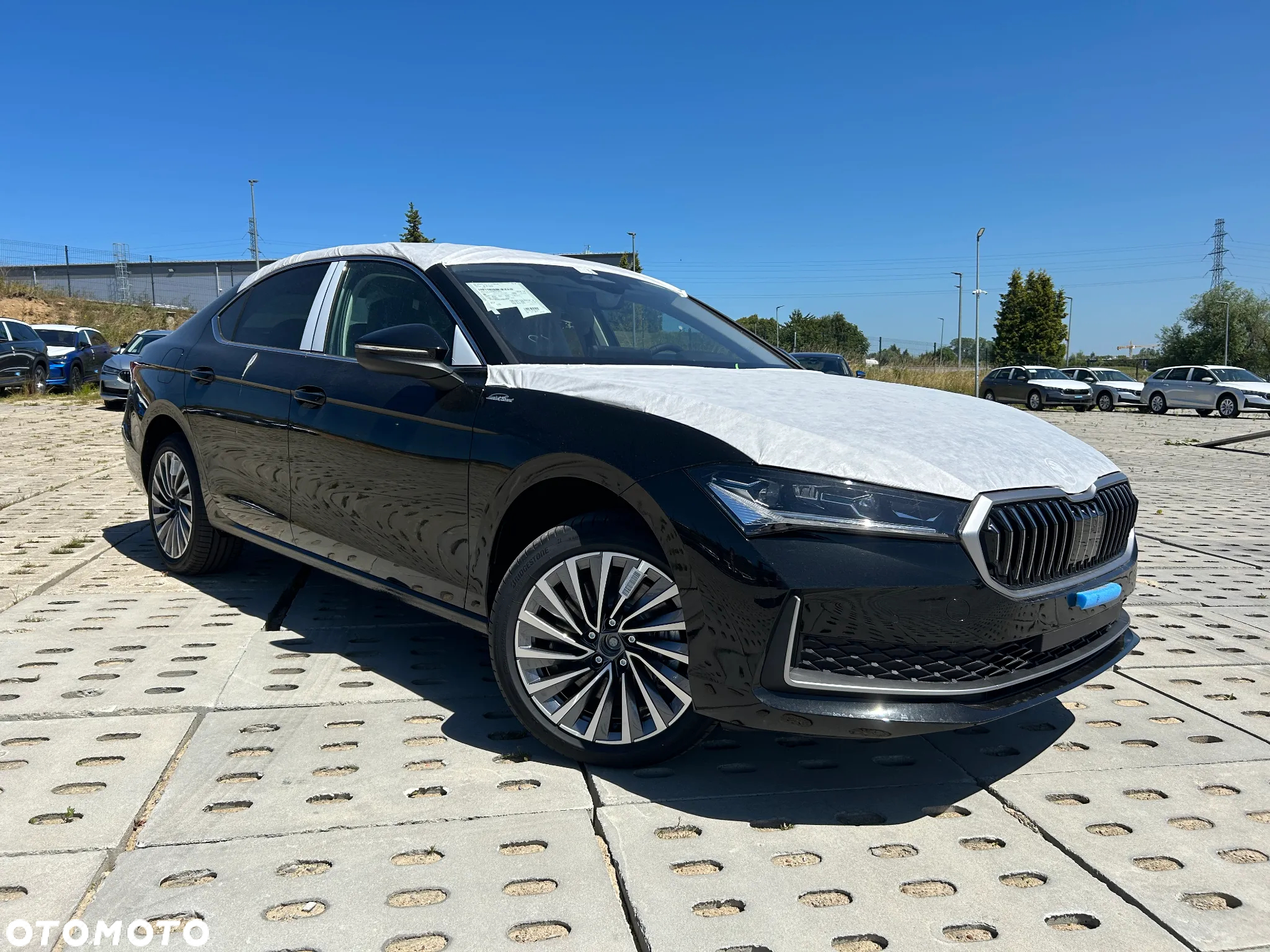 Skoda Superb 1.5 TSI mHEV L&K DSG - 4