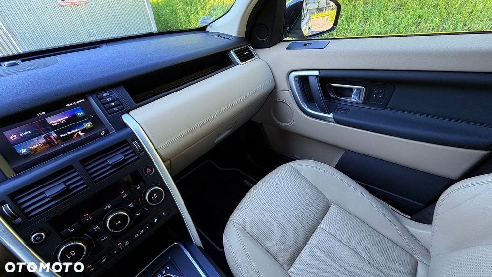 Land Rover Discovery Sport TD4 HSE - 17