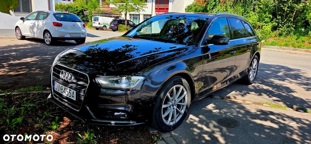 Audi A4 Avant - 1