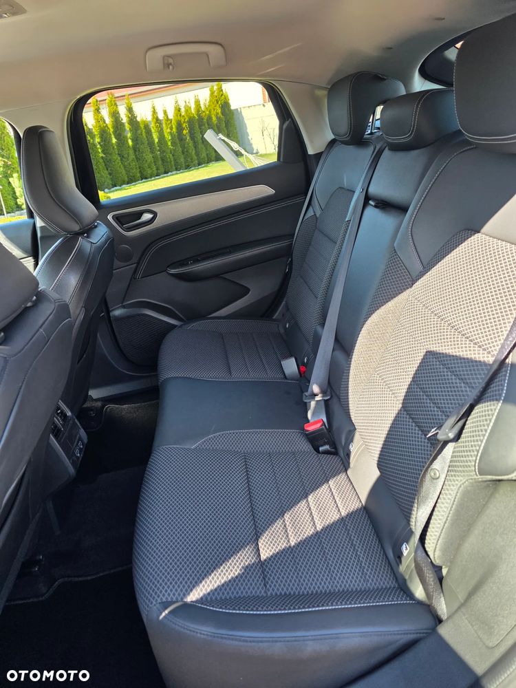 Renault Arkana E-TECH 145 INTENS - 21