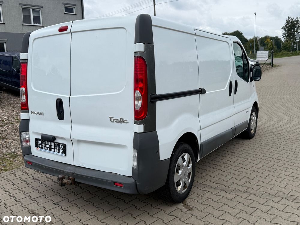 Renault Trafic 2.0dci 115KM z Niemiec bezwypadkowy - 4