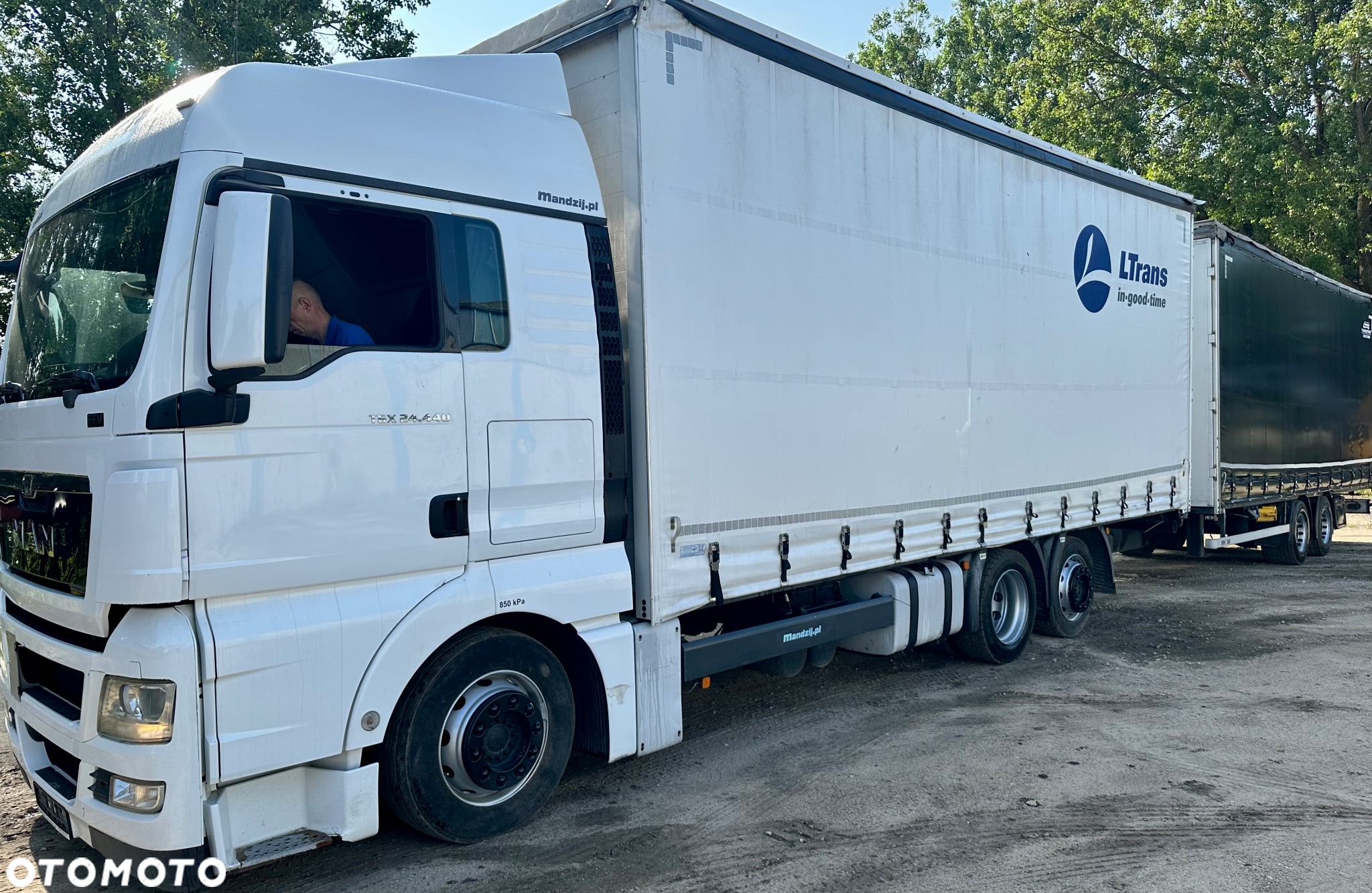 Panav PRZYCZEPA TANDEM HIPOCAR ZABUDOWA ALUMINIOWA PRZEJAZDOWA FIRANKA DŁ:8.20m NOWA PLANDEKA!!! OSIE SAF OŚ PODNOSZONA OPONY:445/45/19.5 WAGA:4800kg DMC:18000kg 2016r ŁADNA - 10