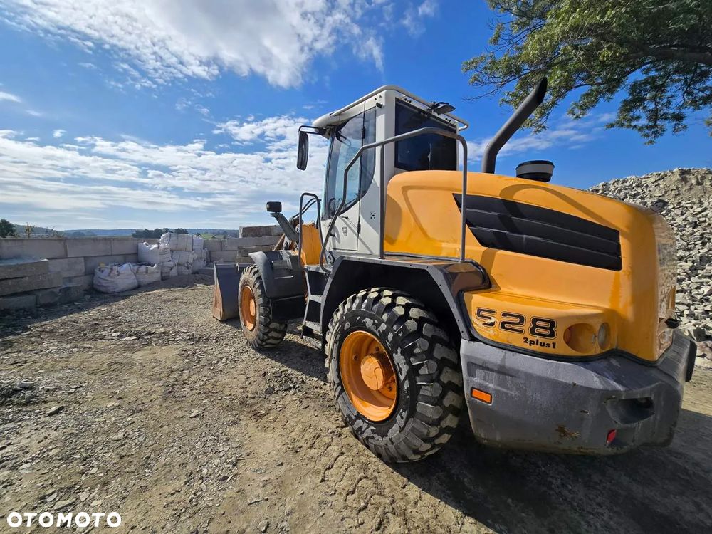 Liebherr L528 - 14