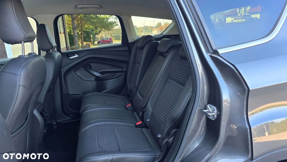 Ford Kuga - 20