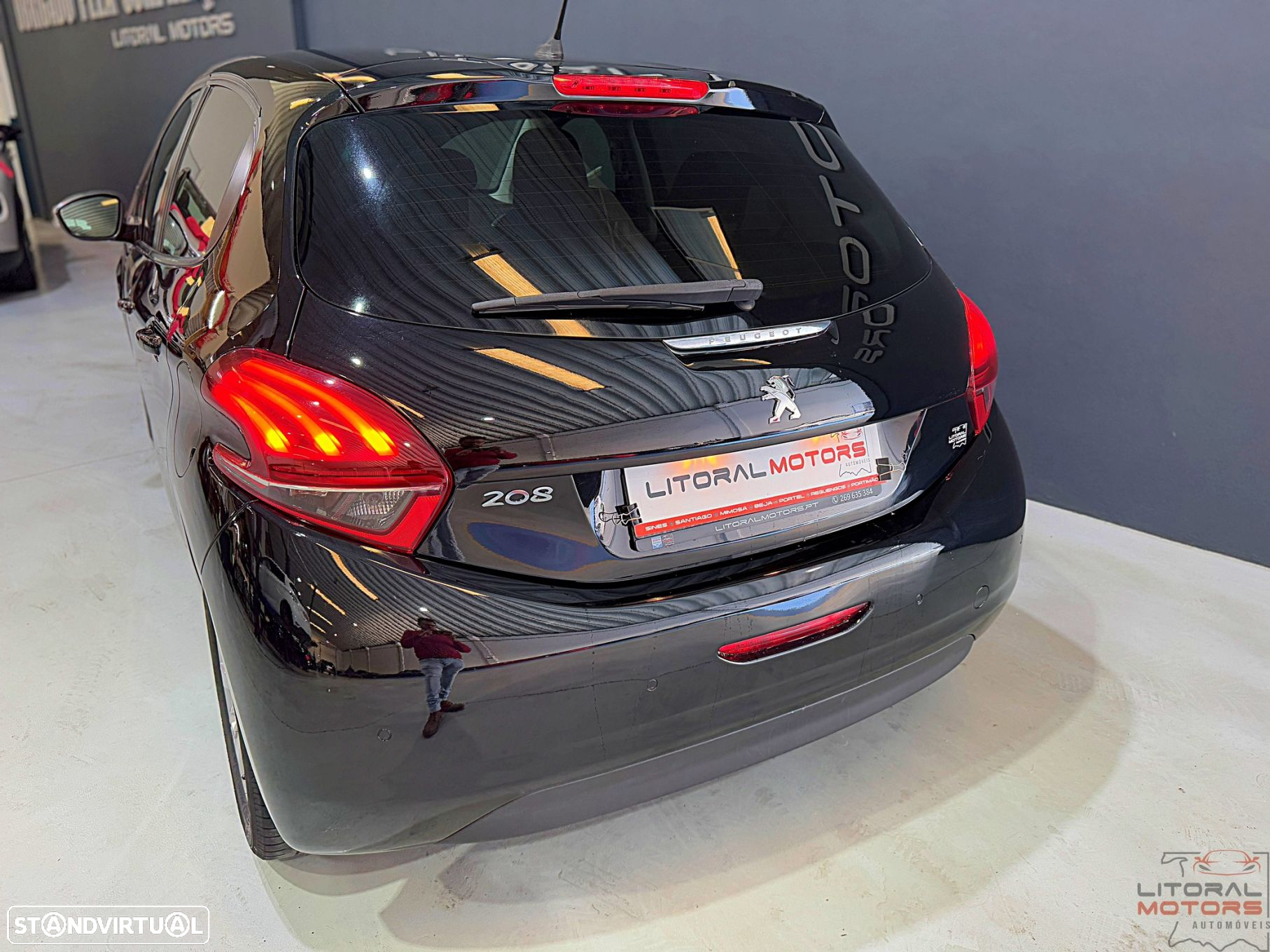 Peugeot 208 1.2 PureTech Style - 9