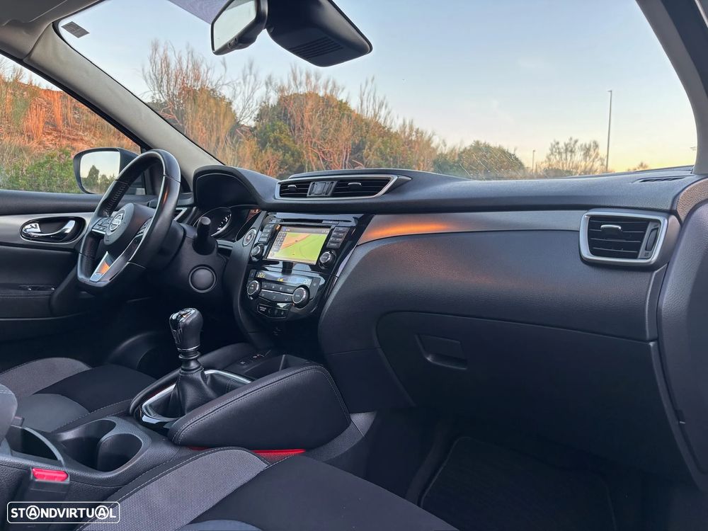 Nissan Qashqai 1.5 dCi N-Connecta 18 PS - 23