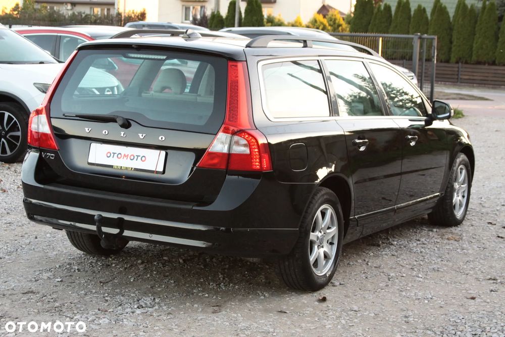 Volvo V70 2.0D Momentum - 11