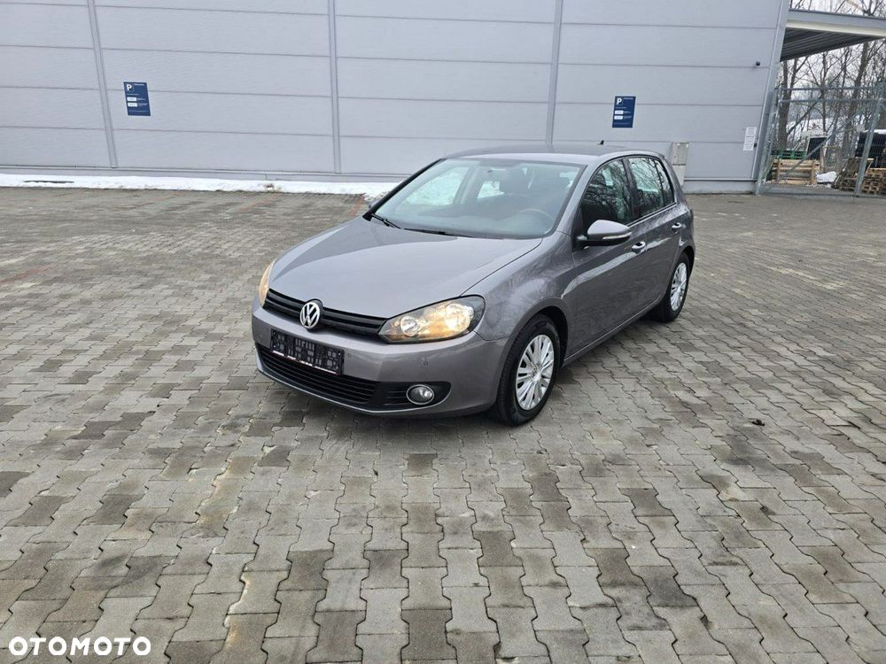Volkswagen Golf - 5