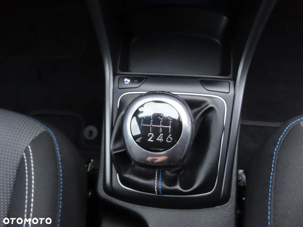 Hyundai i30 blue 1.6 GDI Passion - 33