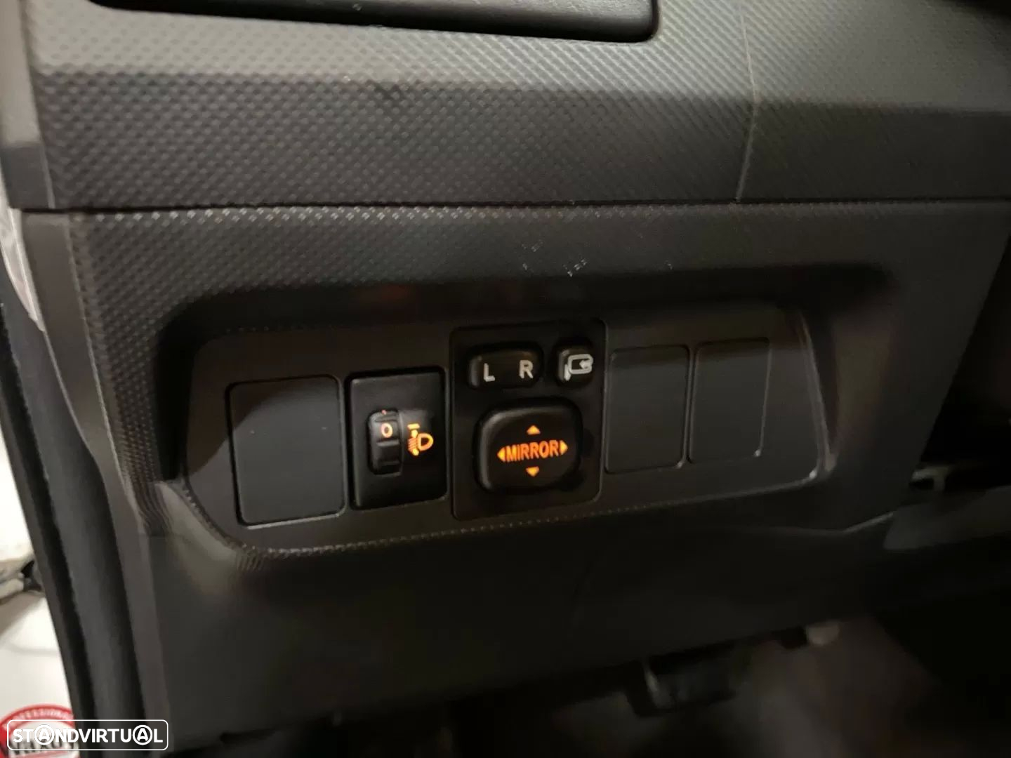 Toyota Auris 1.8 HSD Sport+Navi - 13