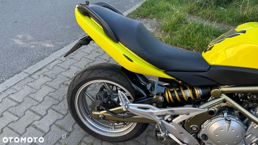 Kawasaki ER - 10