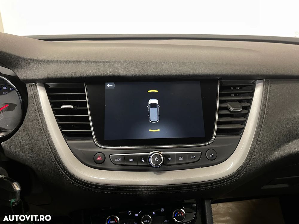 Opel Grandland X 1.2 Start/Stop Automatik Business Edition - 12