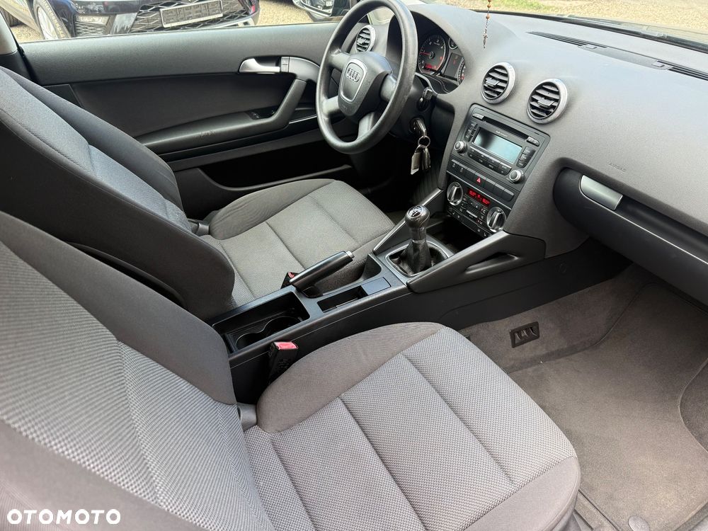 Audi A3 3-drzwiowe 2.0 TDI Attraction - 12