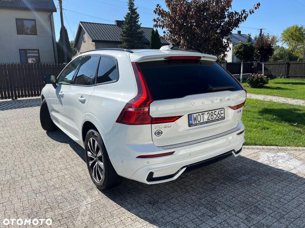 Volvo XC 60 B5 B AWD Plus Dark - 13