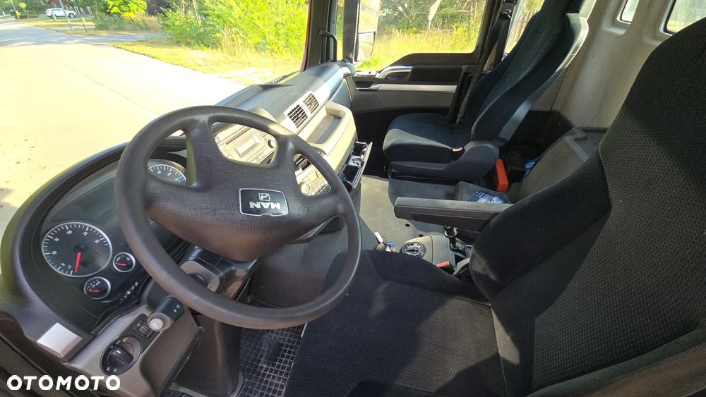 MAN TGS 26.320 do zabudowy, krótki rozstaw osi, hydraulika - 11