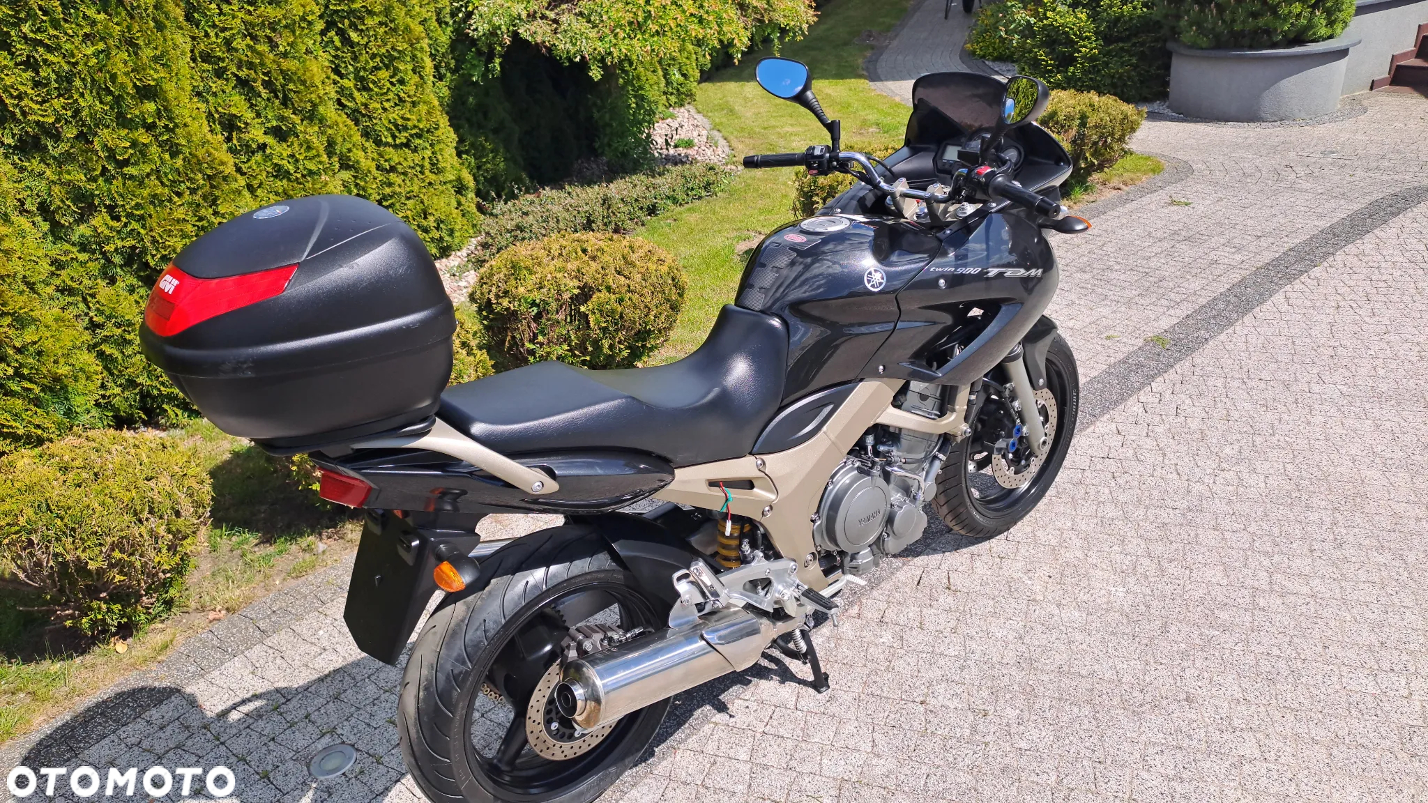 Yamaha TDM - 40