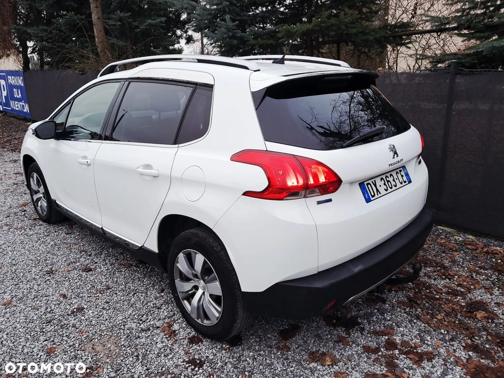 Peugeot 2008 BlueHDi 100 STOP & START Allure - 6