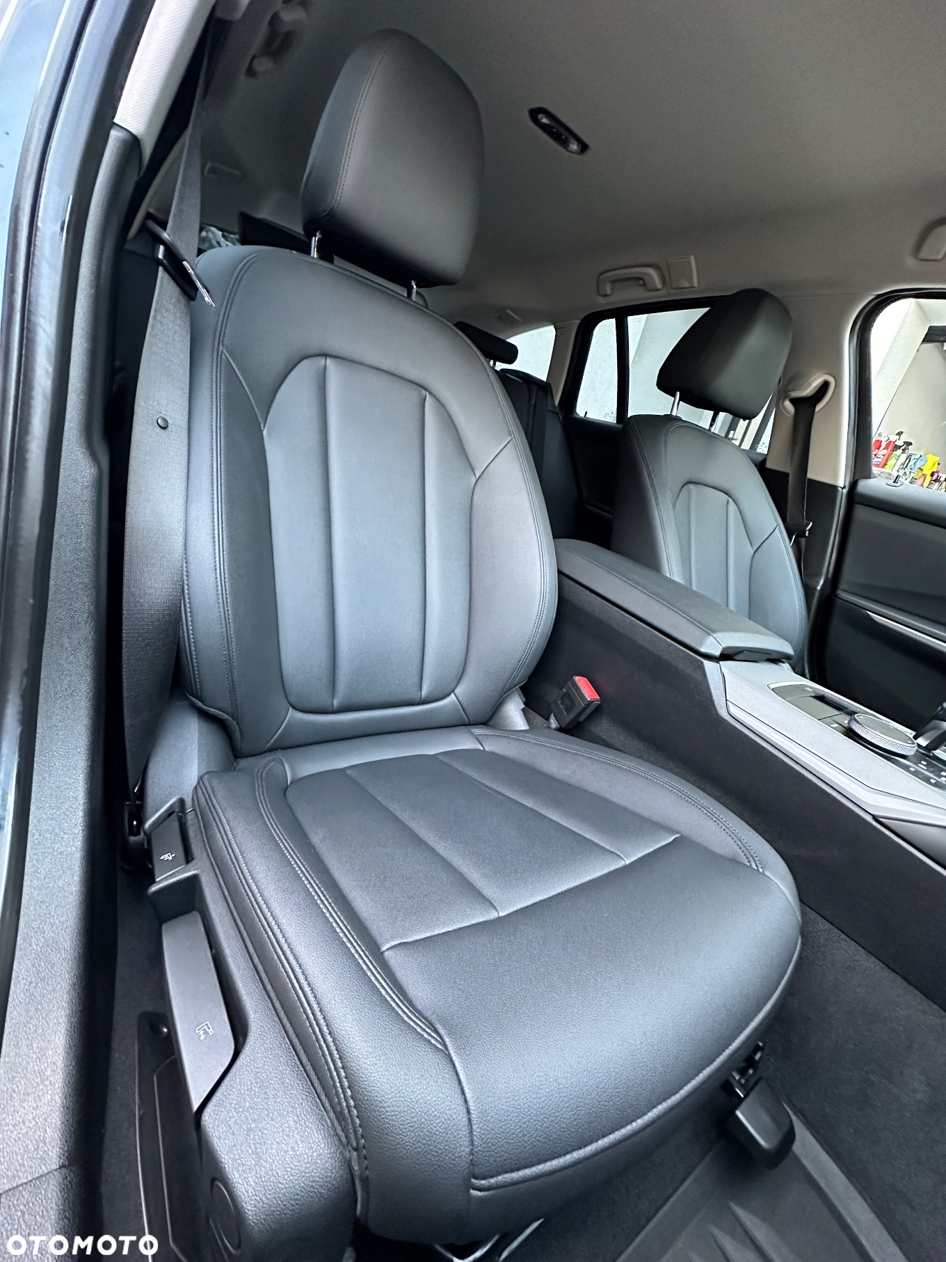 BMW Seria 3 318d Touring Sport Line - 24