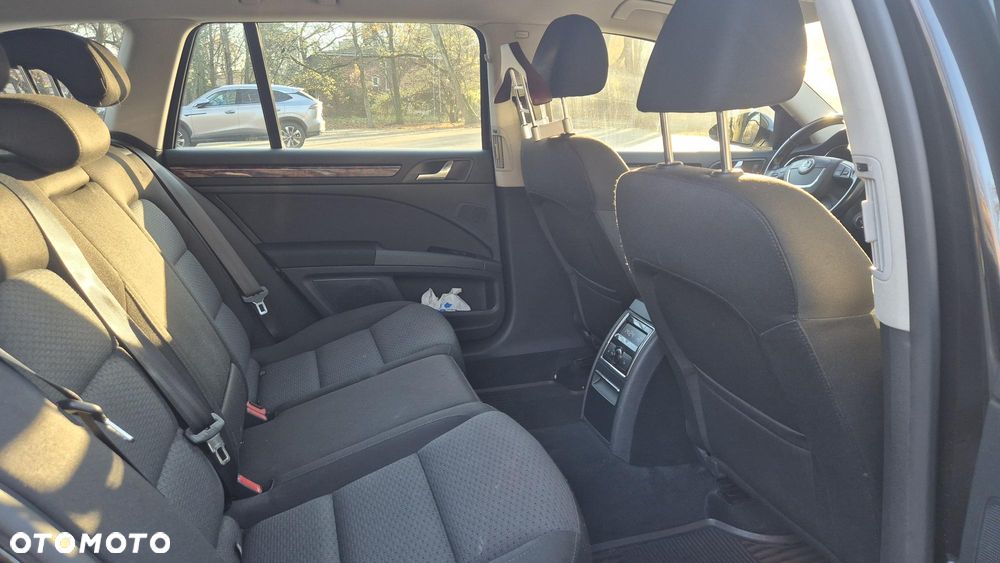 Skoda Superb 2.0 TDI Elegance - 13