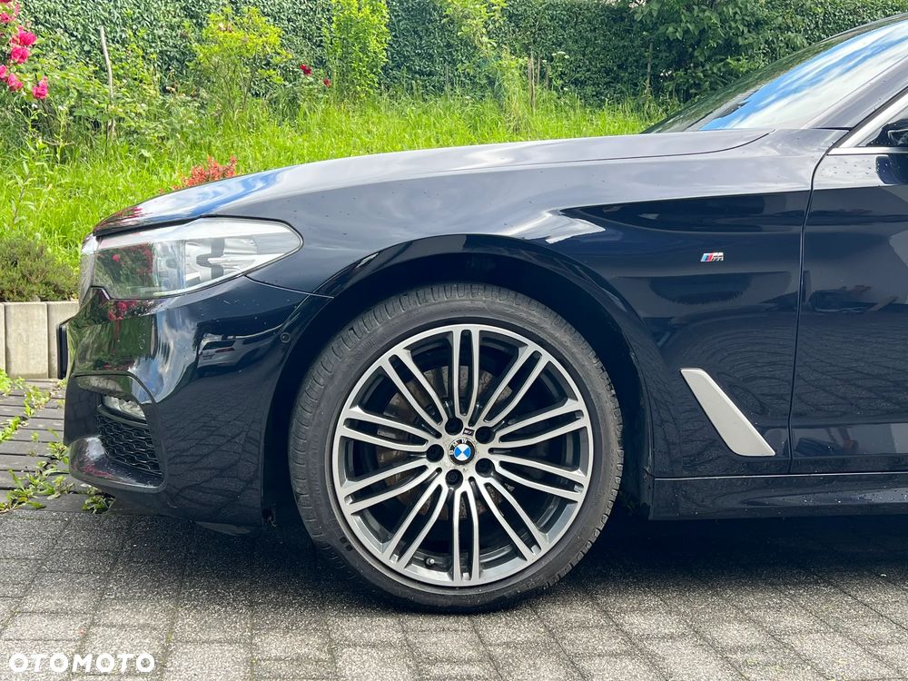 BMW Seria 5 520d xDrive M Sport sport - 4
