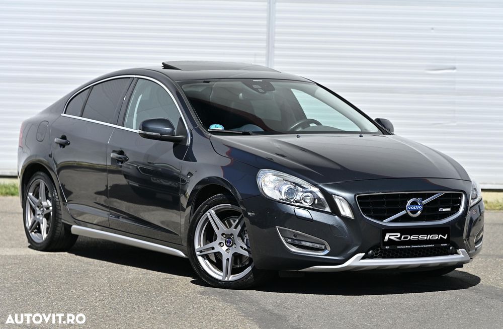 Volvo S60 D3 Geartronic R-Design - 2