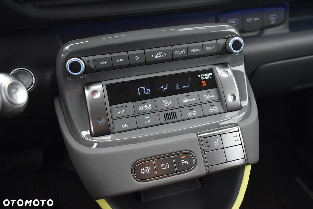 Hyundai Inster 49kWh Cross Smart - 12