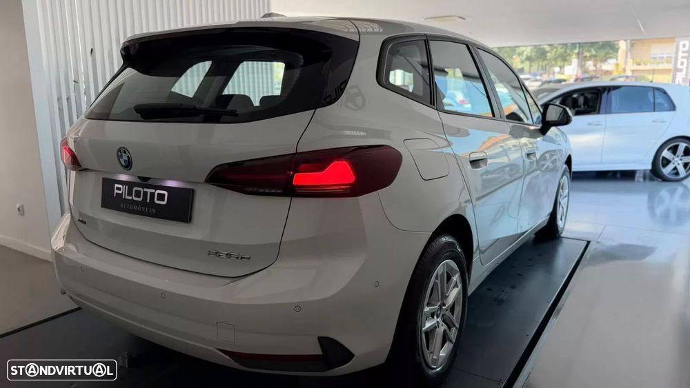 BMW 225xe Active Tourer e xDrive - 11
