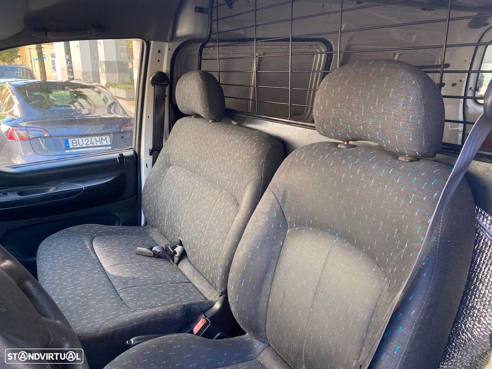 Hyundai H-1 2.5 TD SV Longo - 10