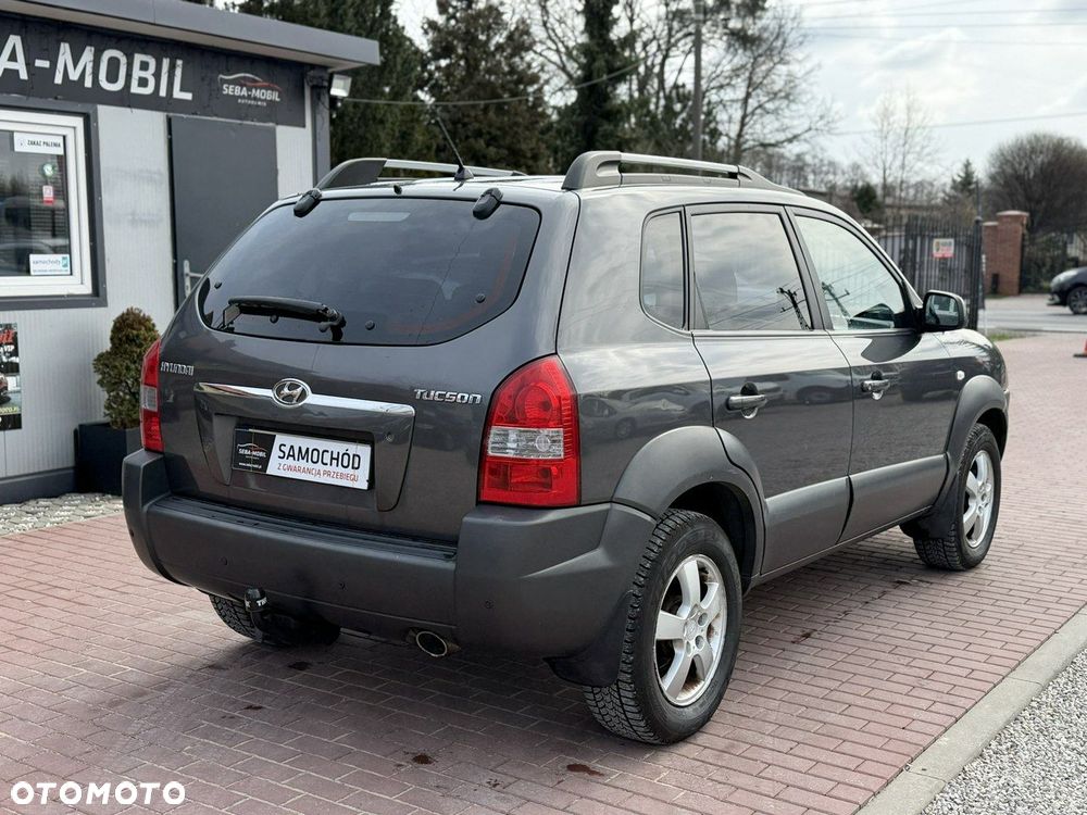 Hyundai Tucson 2.0 2WD GLS - 7