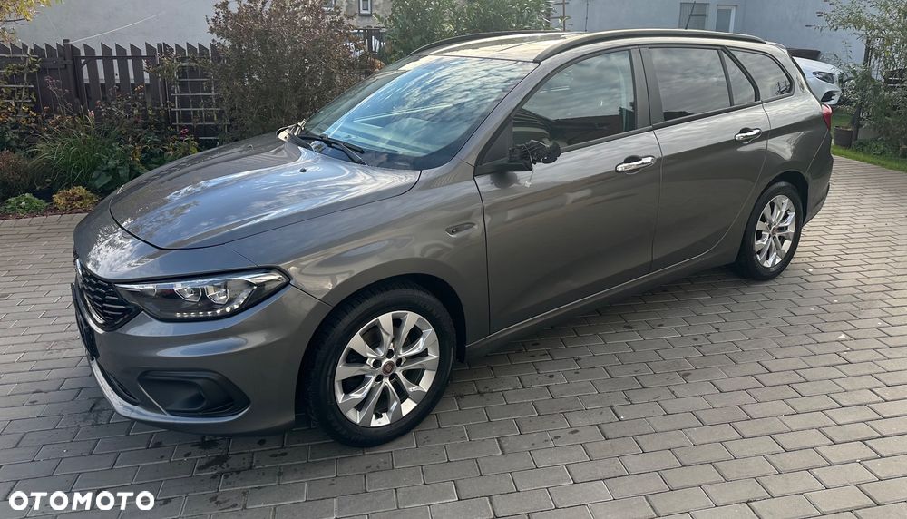 Fiat Tipo 1.6 MultiJet 16v Lounge - 6