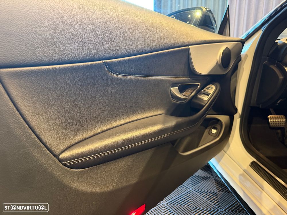 Mercedes-Benz C 250 d 4Matic 9G-TRONIC AMG Line - 20