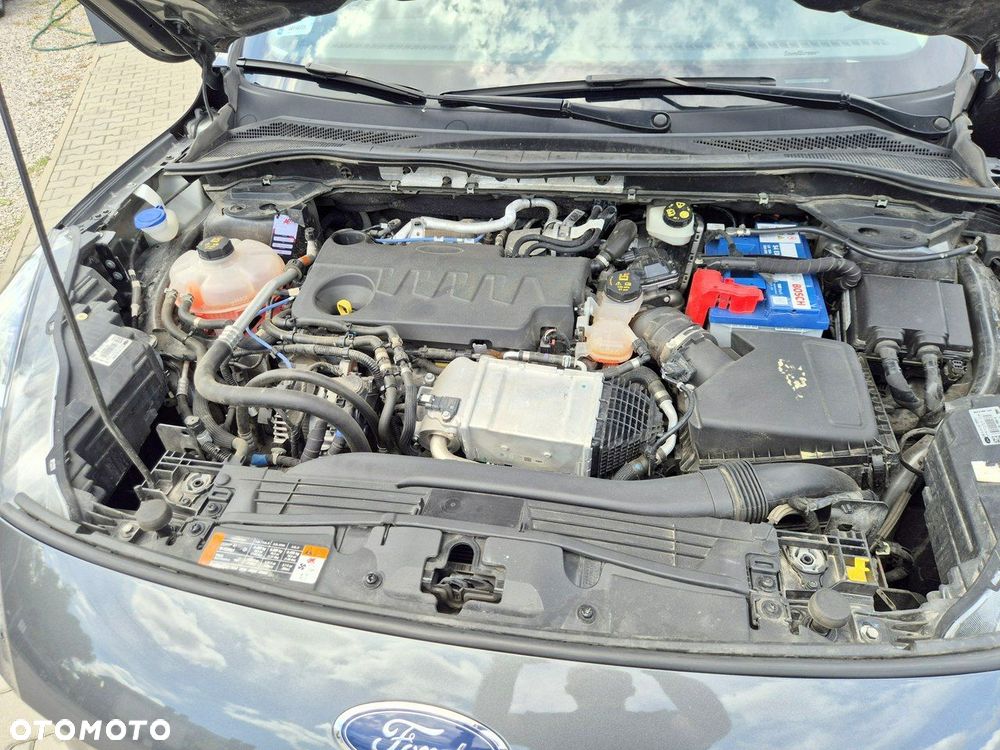 Ford Kuga - 37