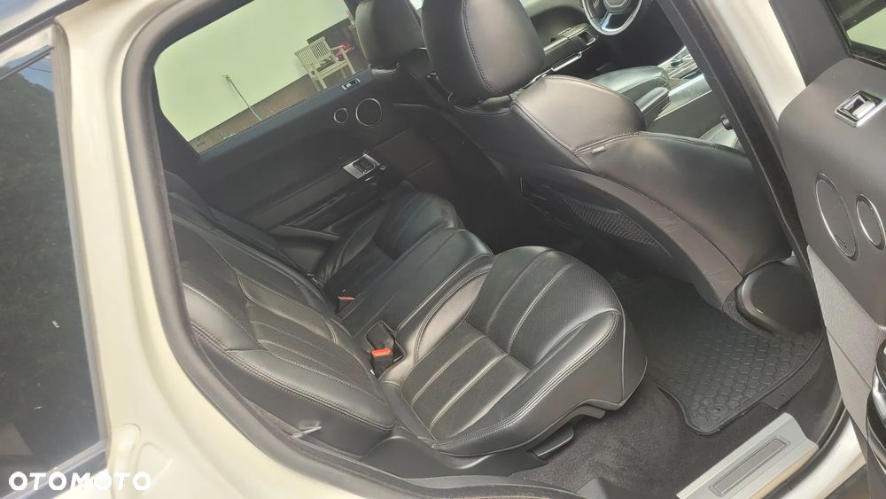 Land Rover Range Rover Sport - 16