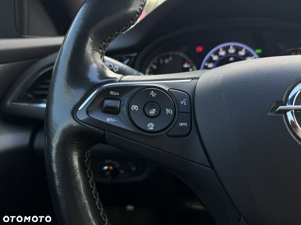 Opel Insignia 2.0 CDTI Elegance S&S - 18