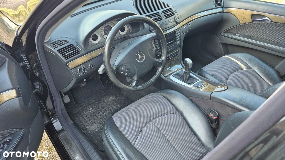Mercedes-Benz Klasa E - 8